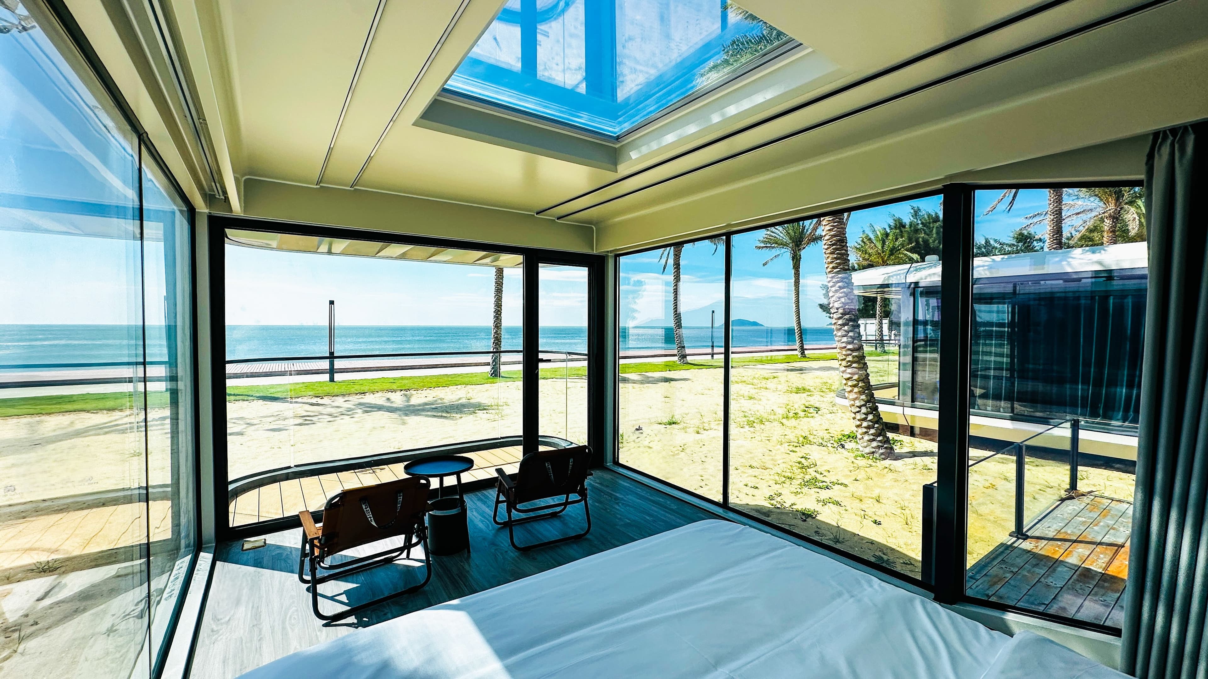 Intérieur et extérieur des capsules homes premium