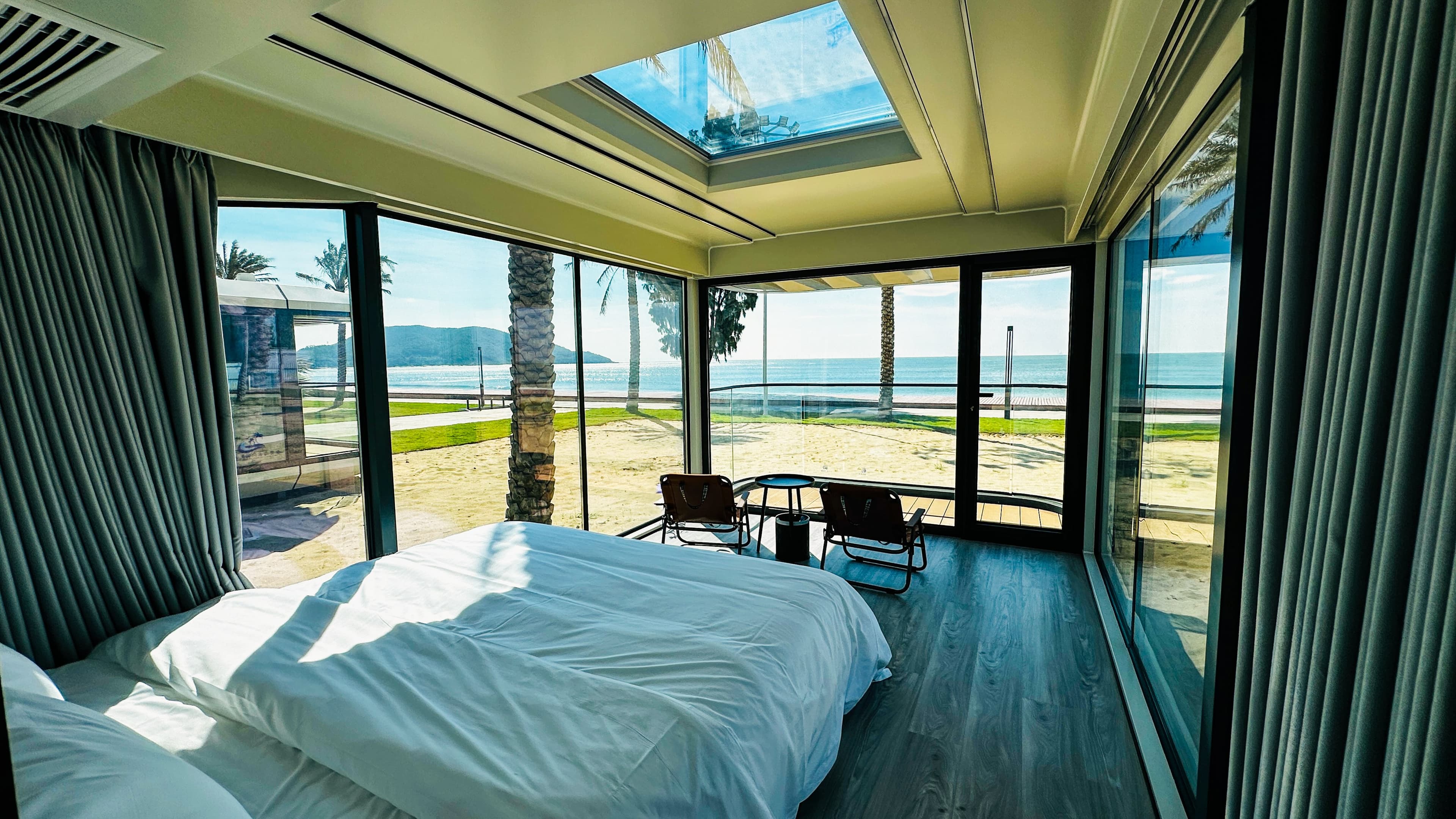 Intérieur et extérieur des capsules homes premium